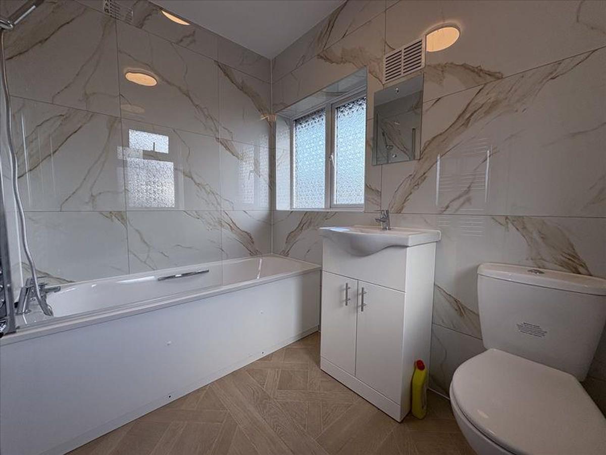 Property Image 7c1b1d01-a74c-454b-8a74-027885c23476