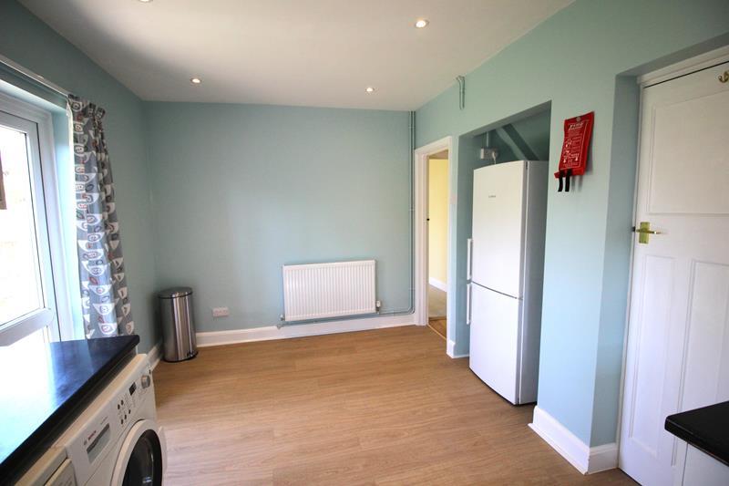 Property Image 7c20b829-9659-4036-8a53-591bcfa3d286