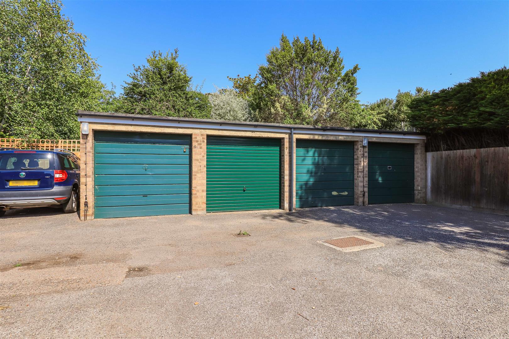 Property Image 7c22892f-86ec-4997-b12c-86062f1abbec