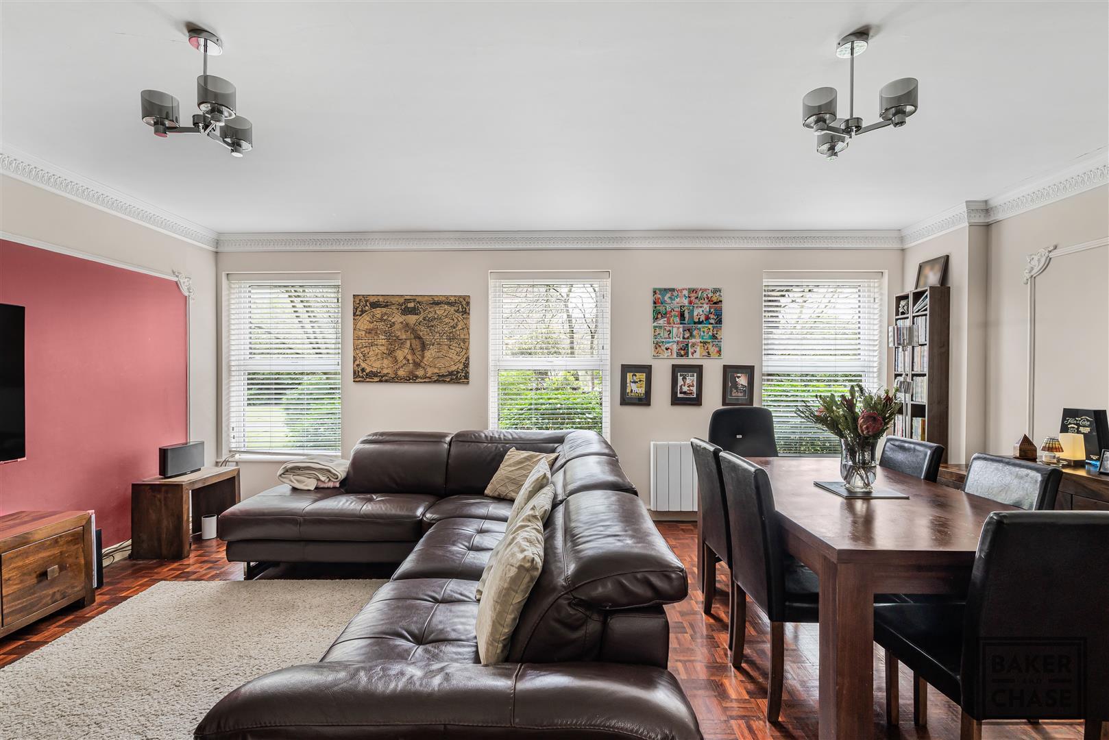 Property Image 7c2b94c4-a2c7-4868-95fc-96493319a535