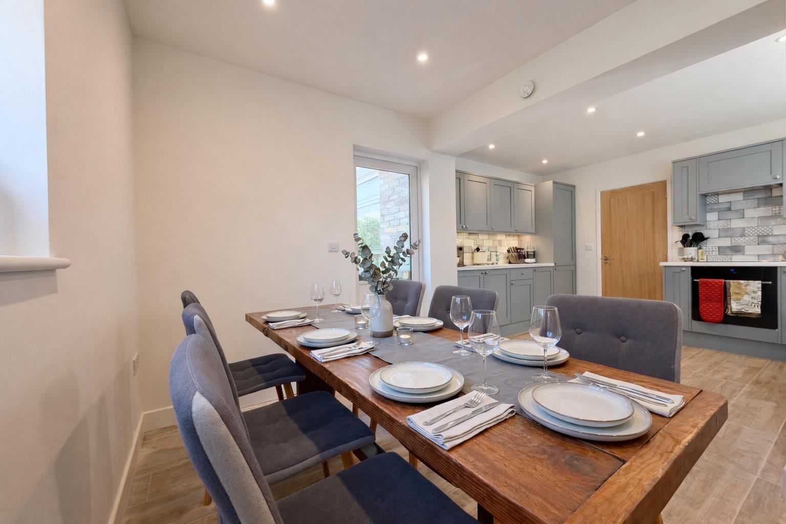 Property Image 7c333997-7dc7-4490-8793-0c9520bc2b31