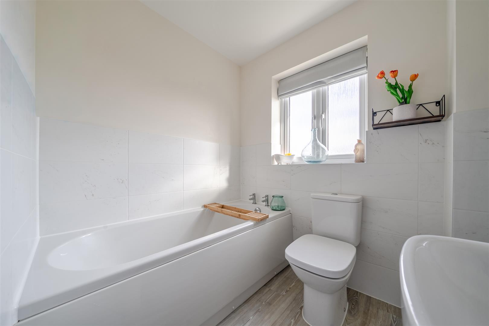 Property Image 7c34c34a-d175-42c9-b6e4-302a59c266f9