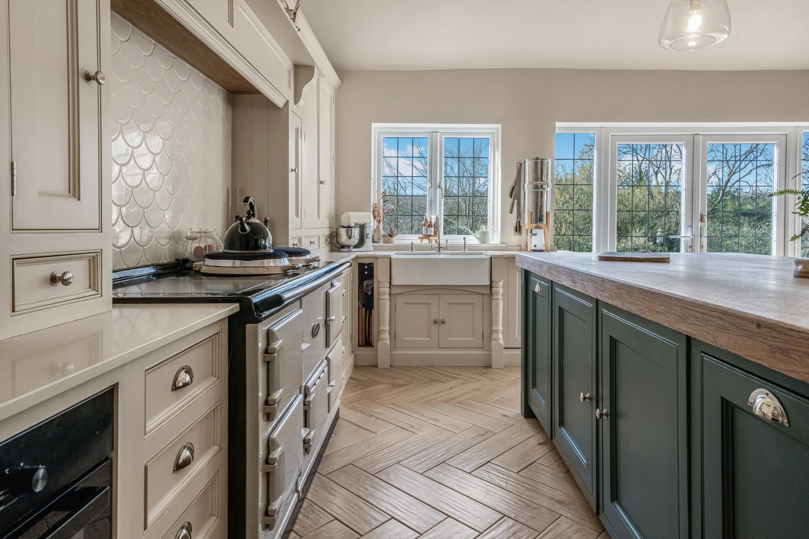 Property Image 7c495911-f385-46f8-b205-232ef80a77ae