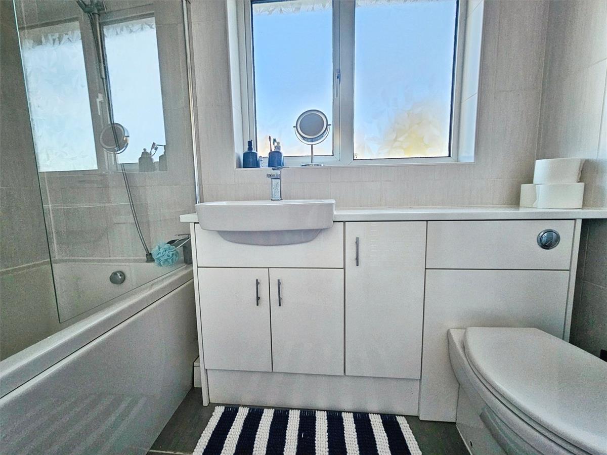Property Image 7c4aedfb-1ebb-4f5b-825c-52c39e840548
