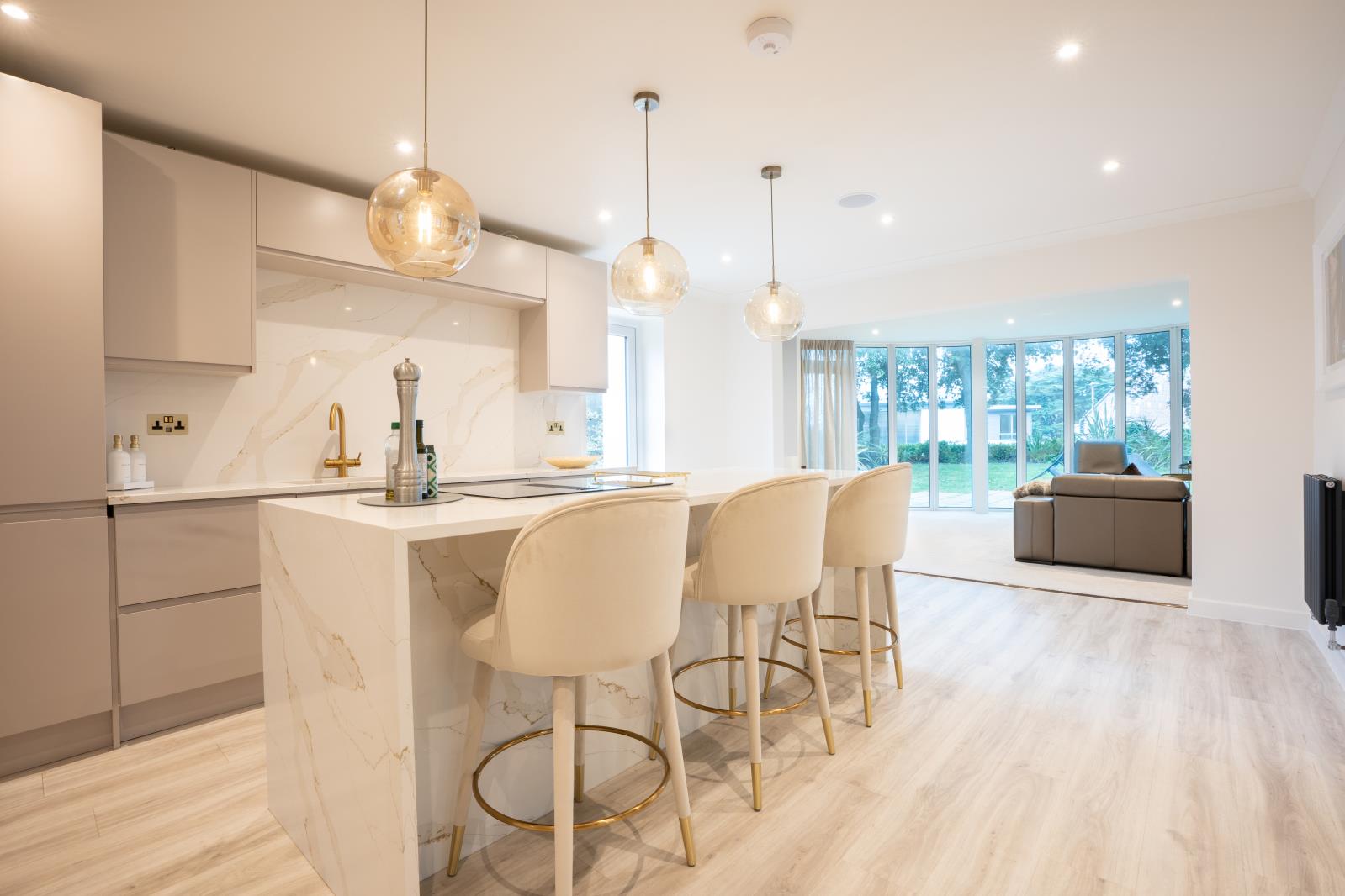 Property Image 7c6857f6-f43a-4e67-b676-f378213af7c4