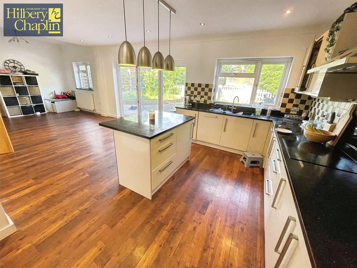 Property Image 7c74bea9-89e1-4d7e-8a90-c67965216805