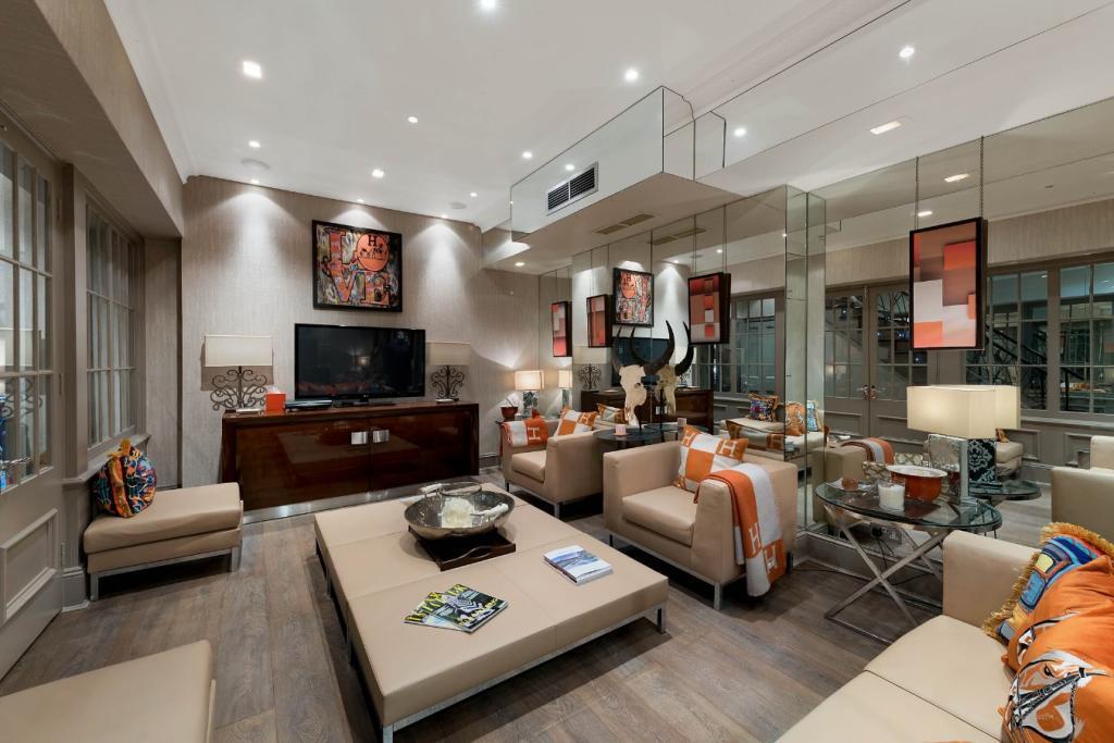 Property Image 7c7cf02f-bb5a-4b7f-b7c3-1cd95dfe357f