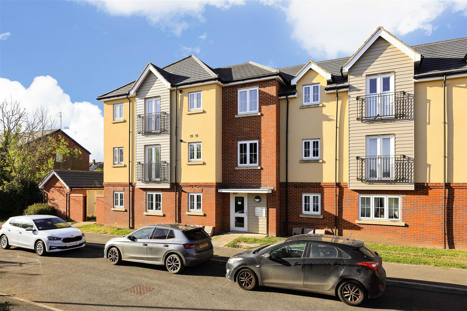 Property Image 7c7d0a5e-b1ec-4224-aa0b-547c1e1b23e3