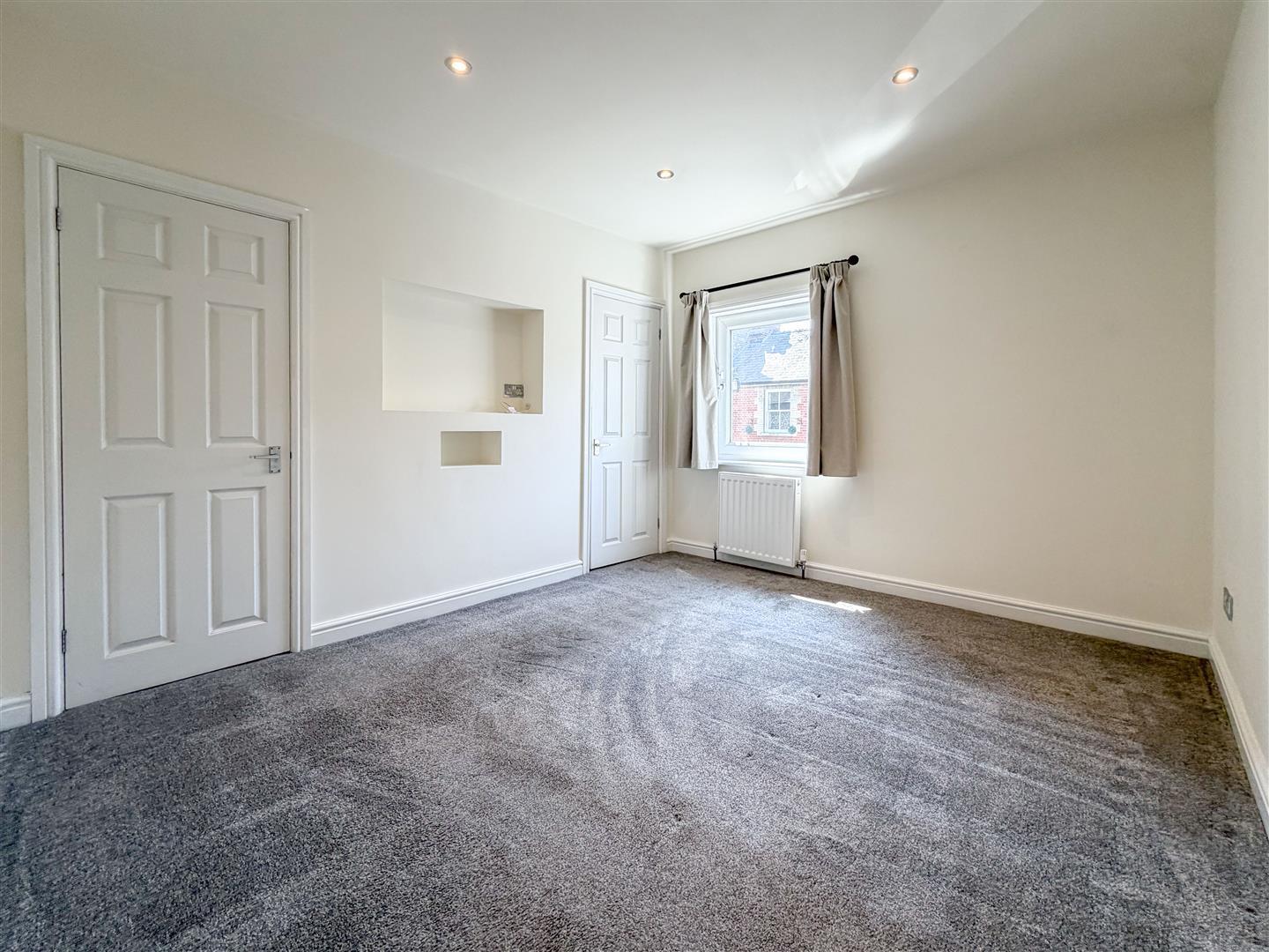 Property Image 7c7d8313-18dc-4cab-9c4d-3250df08203c