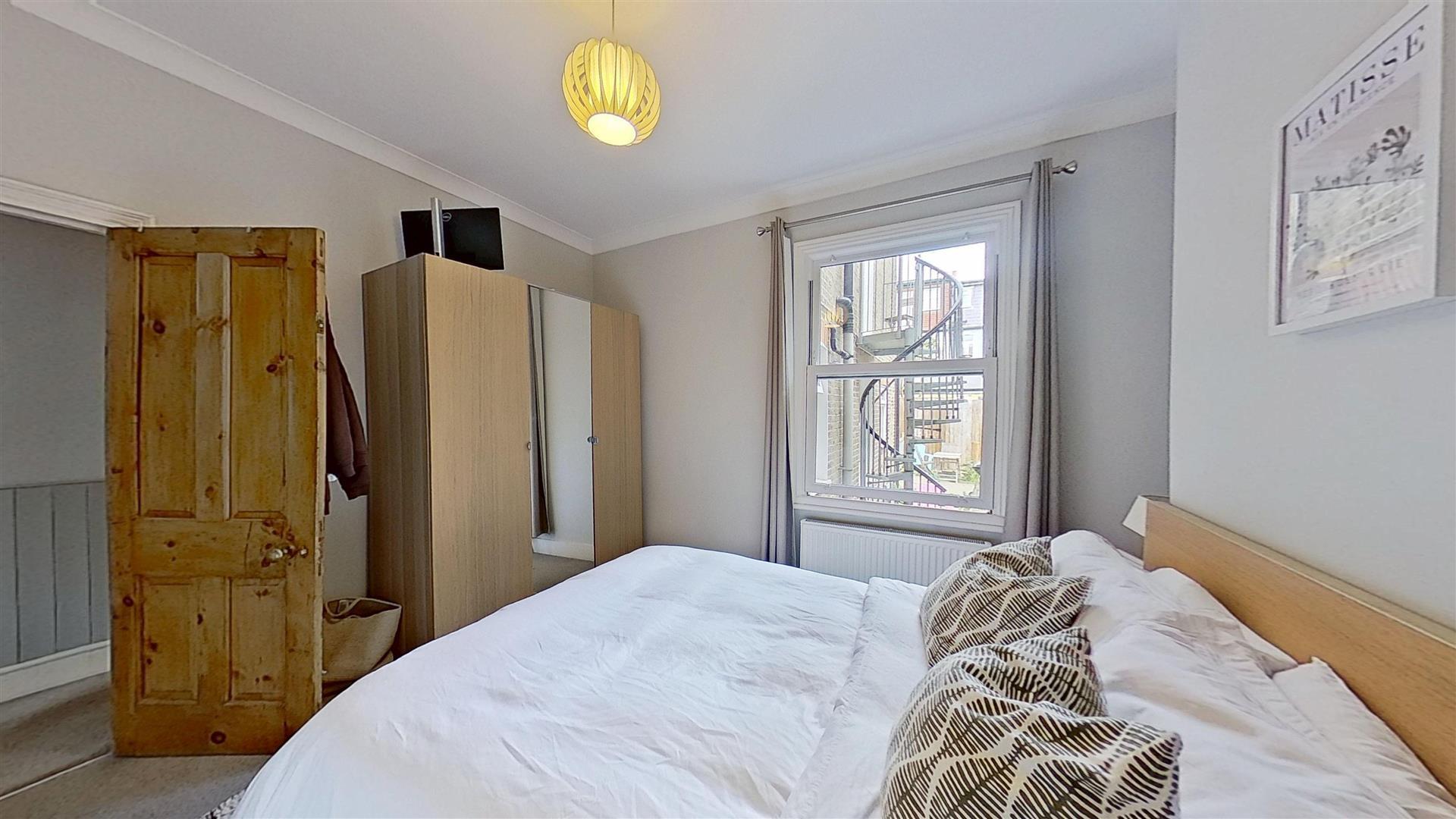 Property Image 7c831749-1123-4f06-9c78-452ca393119c