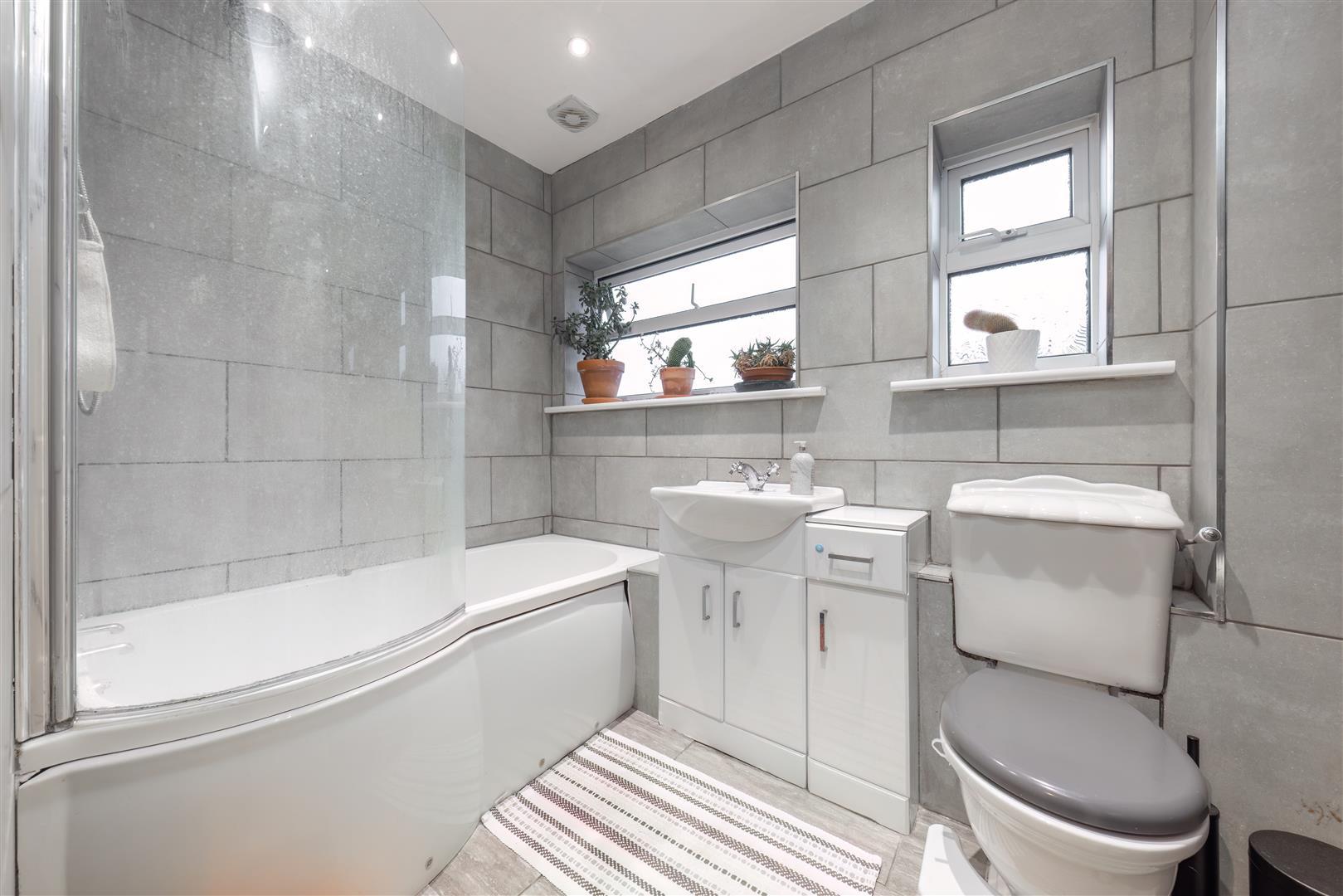 Property Image 7c8cc428-726b-4c22-83fd-f8236a2a0d40