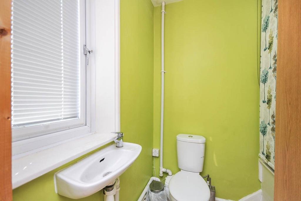 Property Image 7ca3bcf4-68de-485d-95c0-f6d05982249b