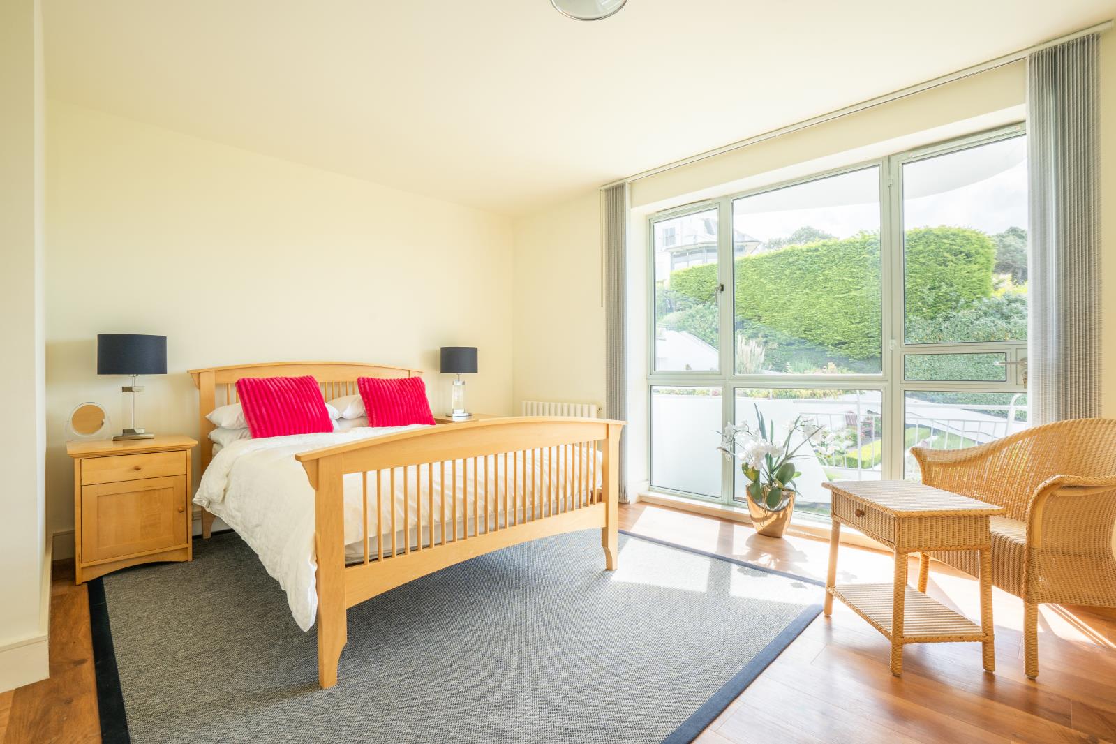 Property Image 7ca8b79b-b13b-4f04-8846-6ad6b063fa5d