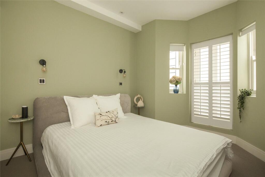 Property Image 7cba265d-fb06-4257-a3c3-ad11ef782427