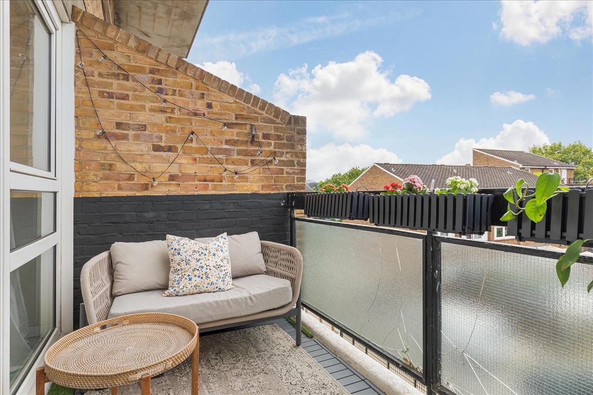 Property Image 7cc23f6d-c1b1-4dd5-b4a2-c3f01dbf5e8a