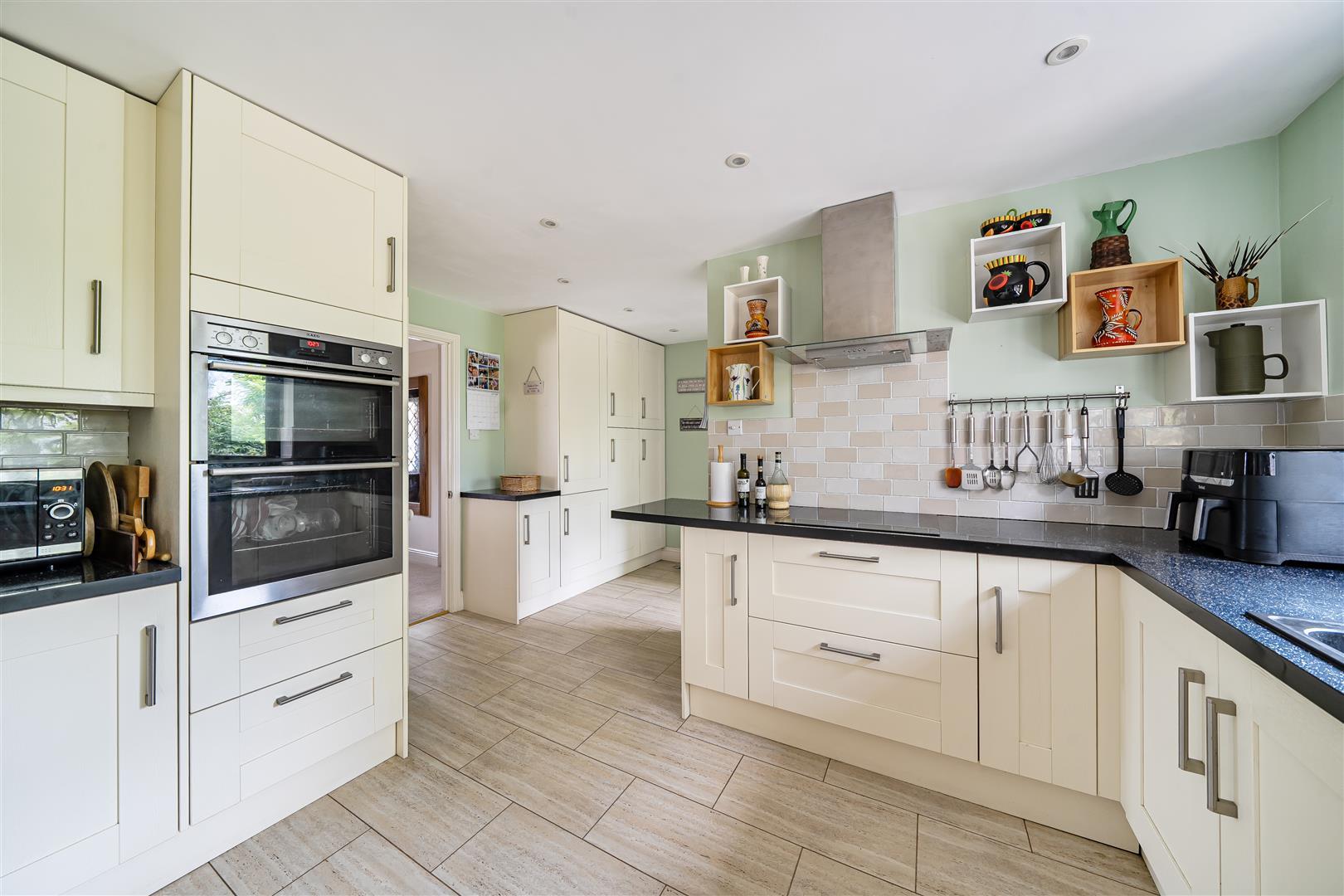 Property Image 7cdd8f66-4658-4537-a20e-0c4180c9d594