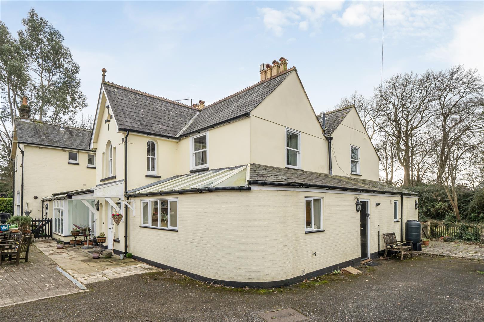 Property Image 7cf2a952-b3dc-4156-ab16-433810503eff
