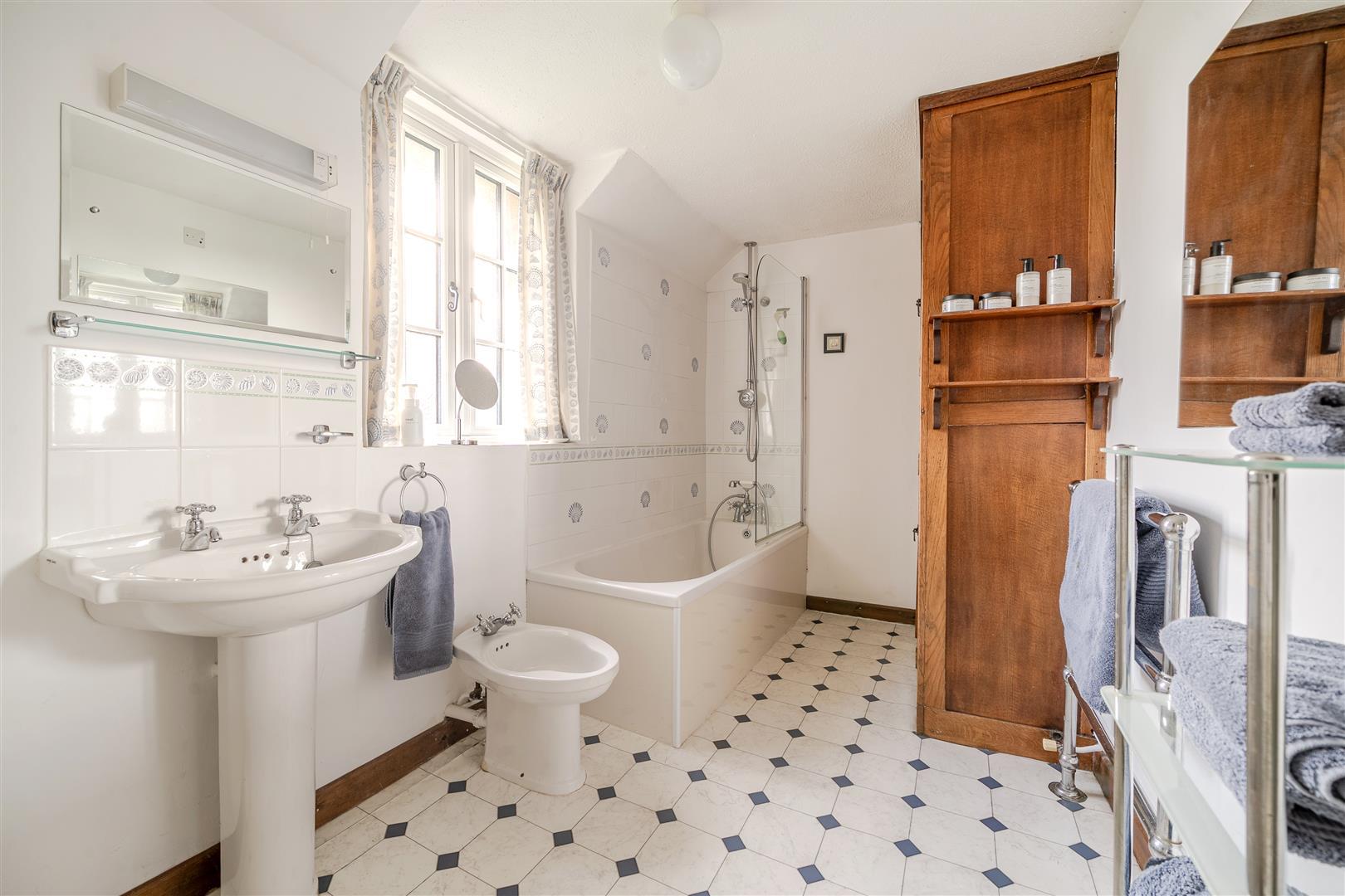 Property Image 7d075737-25c1-4d06-bfb5-0ee0743fb4f3