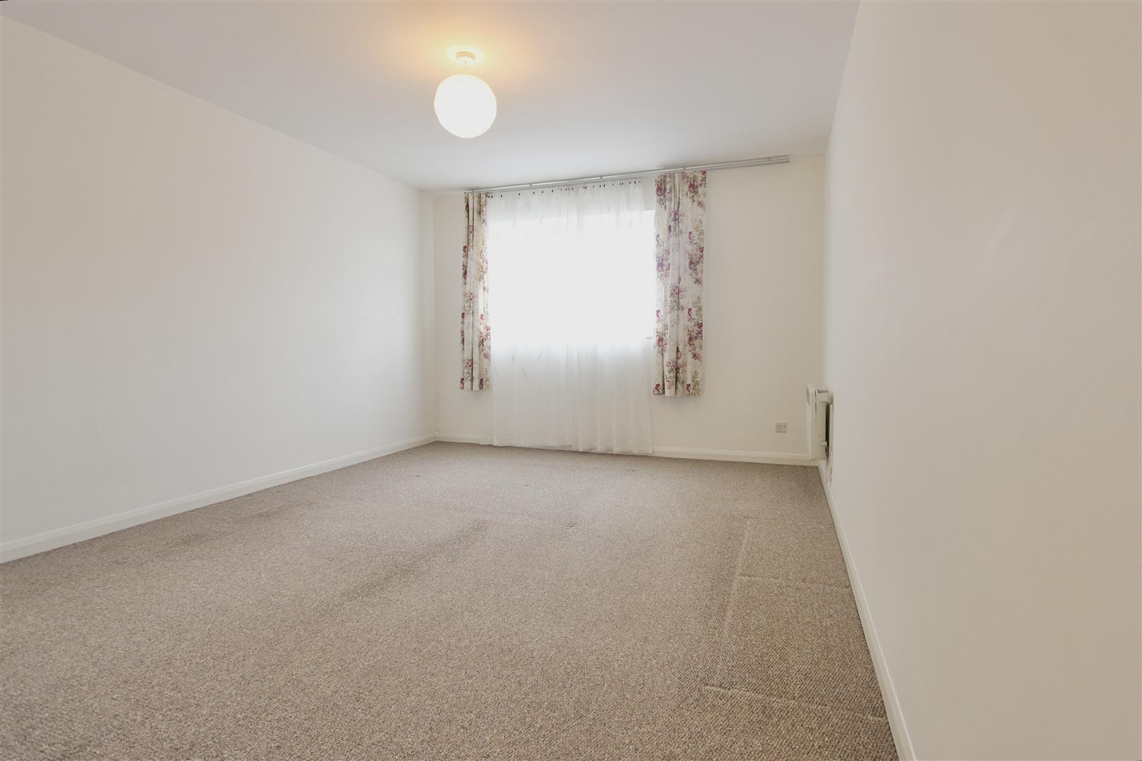 Property Image 7d0b47b3-4a60-4207-9e48-1672a1d1639f