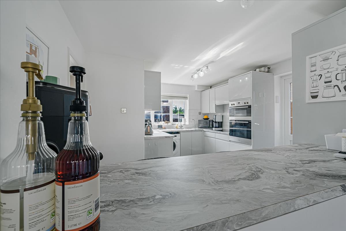 Property Image 7d203010-8445-4b50-ad42-634c71d7ed04