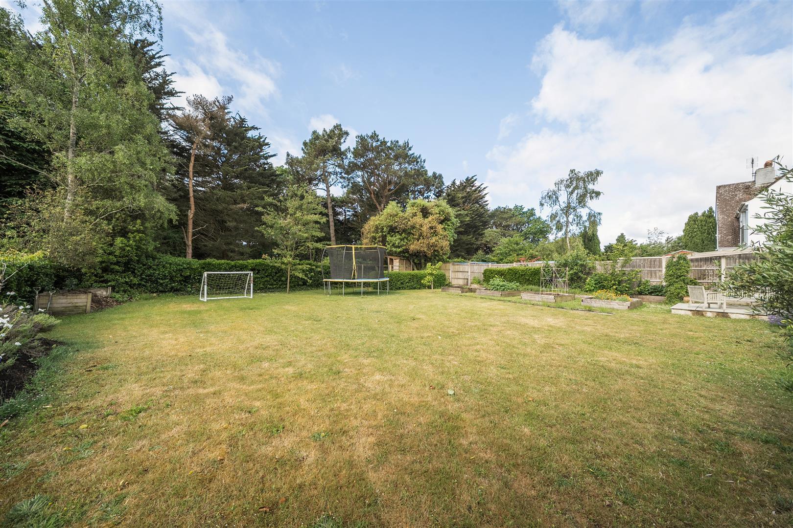 Property Image 7d252e60-9244-4219-8a5f-dd9fdf0e21f1