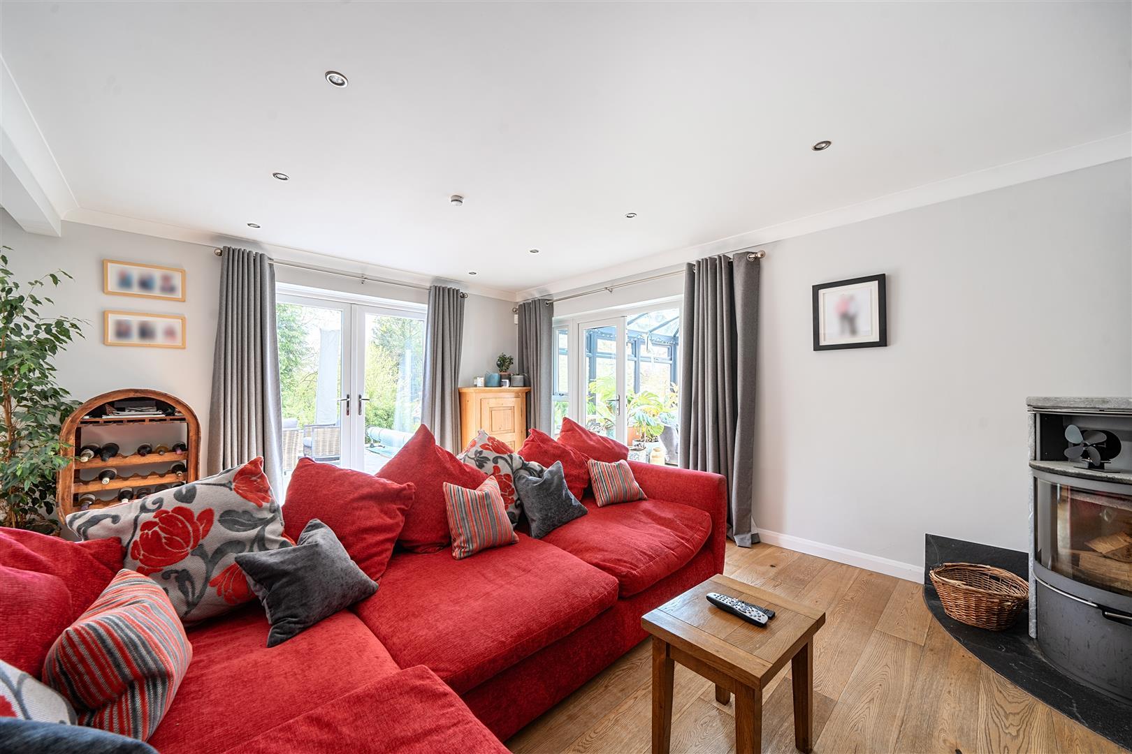 Property Image 7d366613-8918-48c4-813d-7e30987fc89a