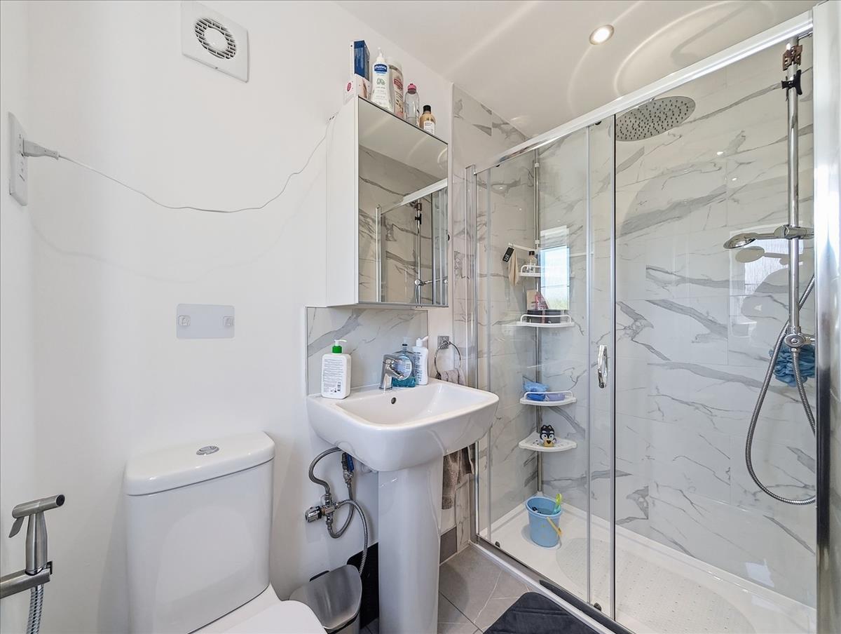 Property Image 7d39a2ab-fa5c-470b-811f-599418e00056
