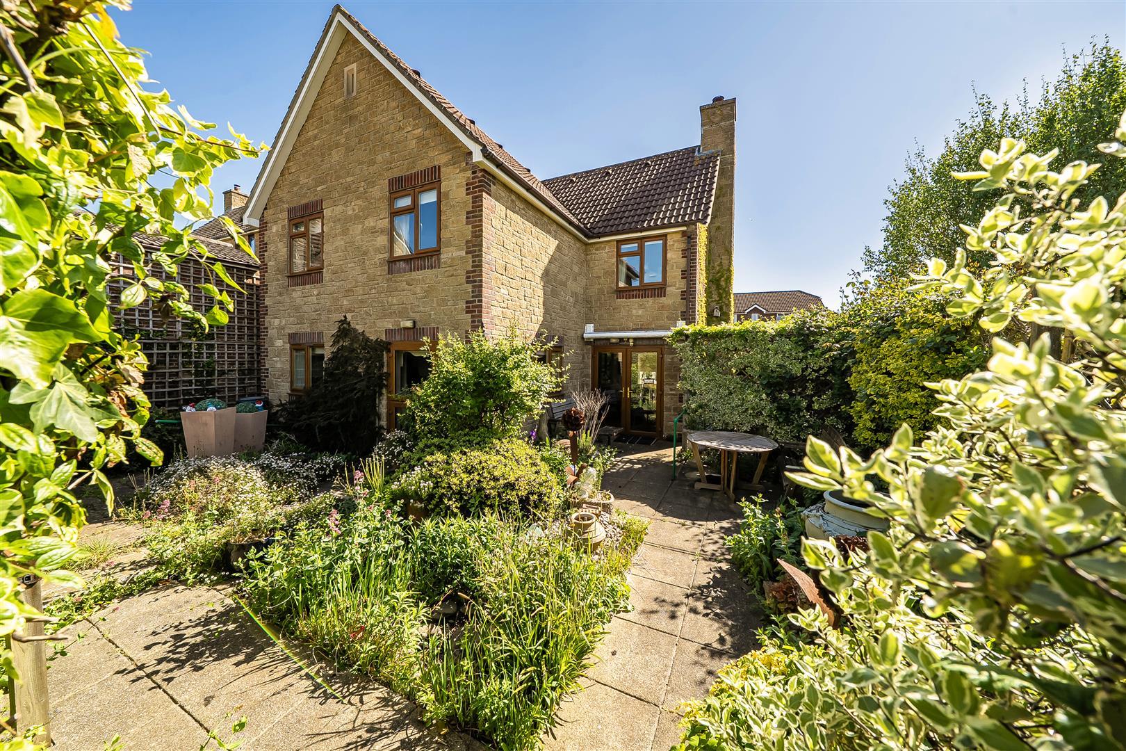 Property Image 7d499f86-4e61-46cf-bcbf-d82124d2e358