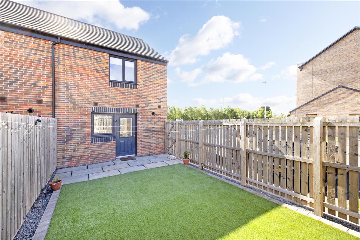 Property Image 7d4d37c8-67ef-4b8c-ab74-b51a200b0b4f