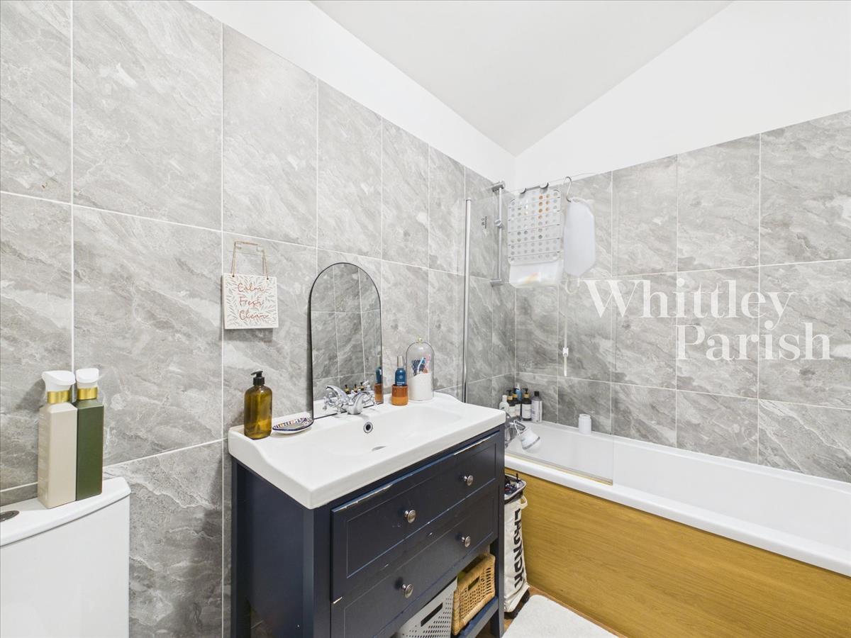 Property Image 7d515bc9-f004-4c90-8b95-d291047bc7a5