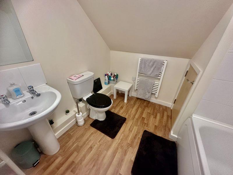 Property Image 7d5764a4-fc37-4761-9d80-229260ab19d9