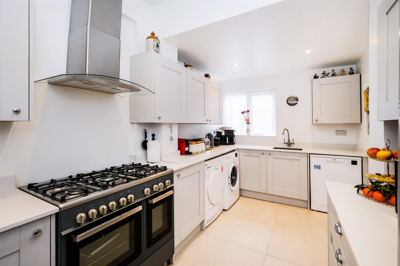 Property Image 7d59de5c-f834-4c17-a433-2e92d7b39cb2