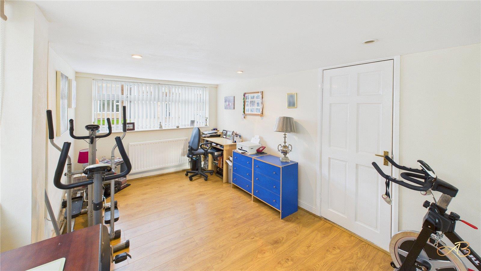 Property Image 7d63152c-fac3-40b3-82ed-8d2f1baafb07