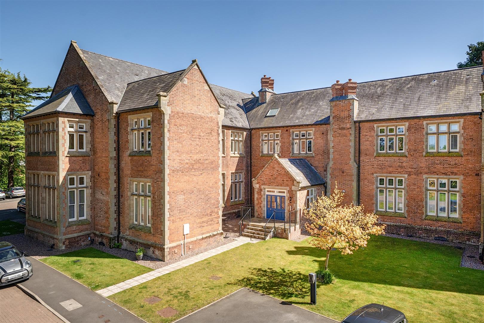 Property Image 7d69d839-18df-4a60-baa5-b824e48b523f