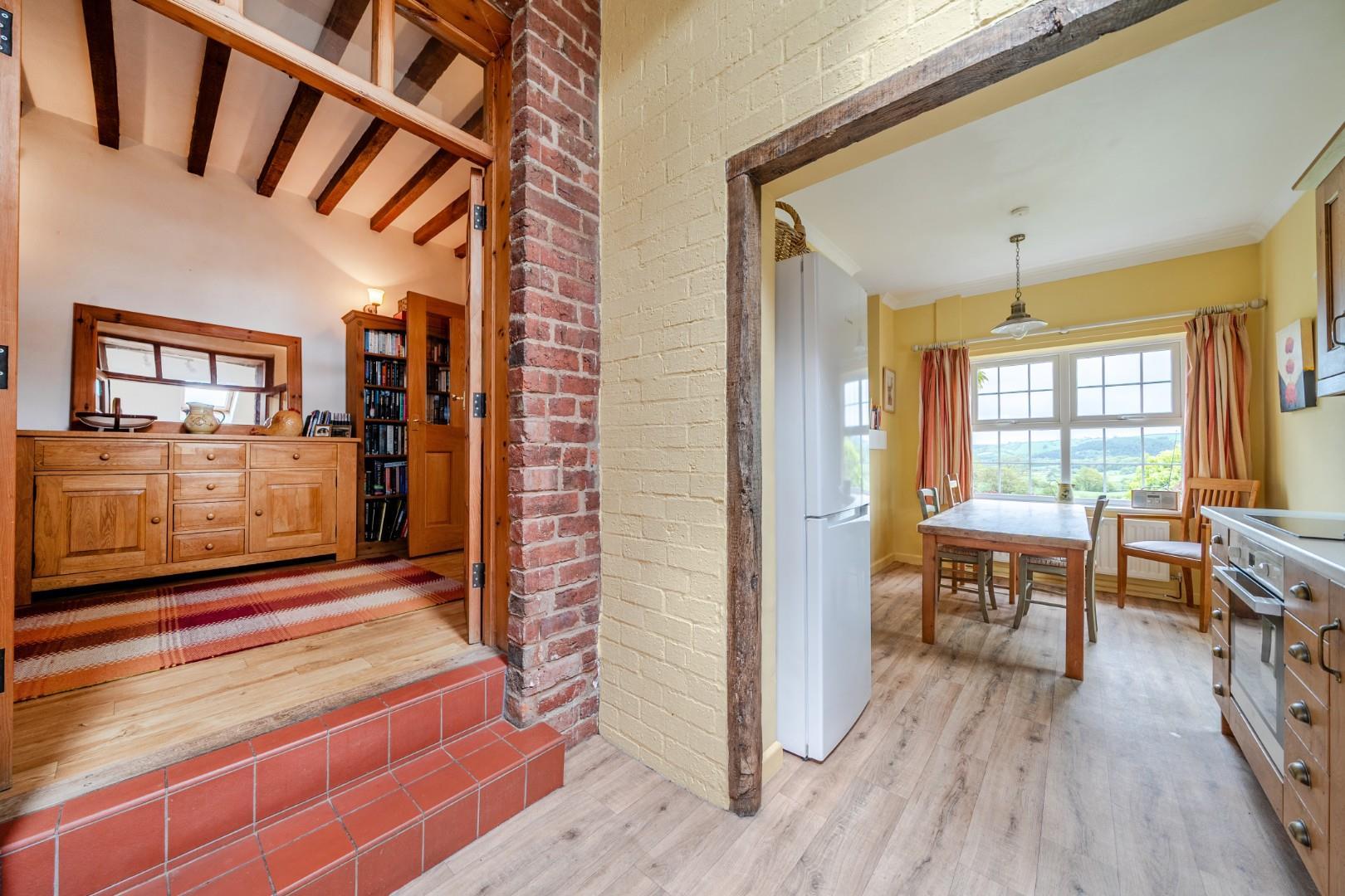 Property Image 7d76b40f-59d9-4151-b428-7b8b50de77fb
