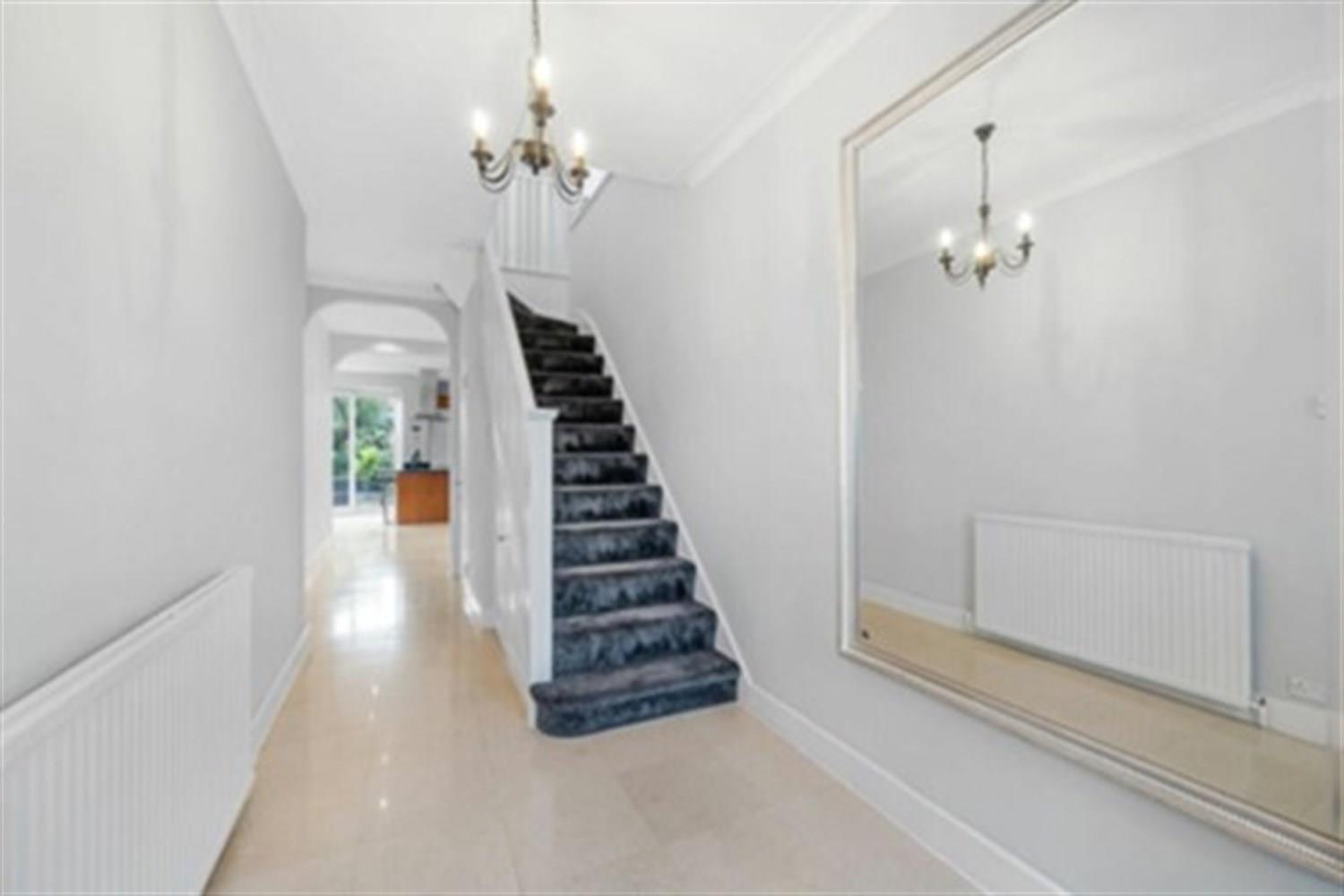 Property Image 7d7910e6-103f-42b9-b895-ecda7ea33d56