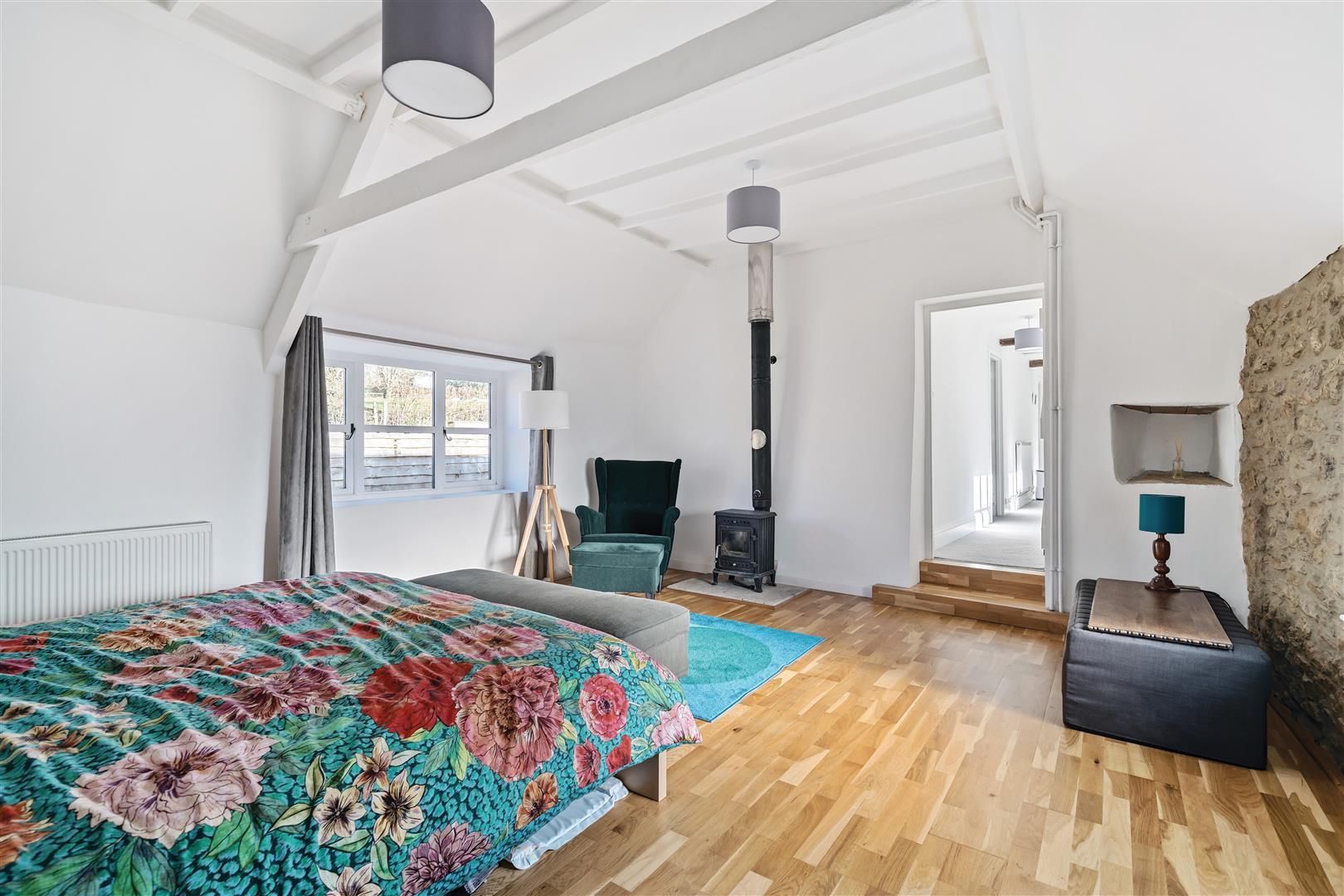 Property Image 7d81b2f0-15b7-424b-94c3-fde8704b6ae8