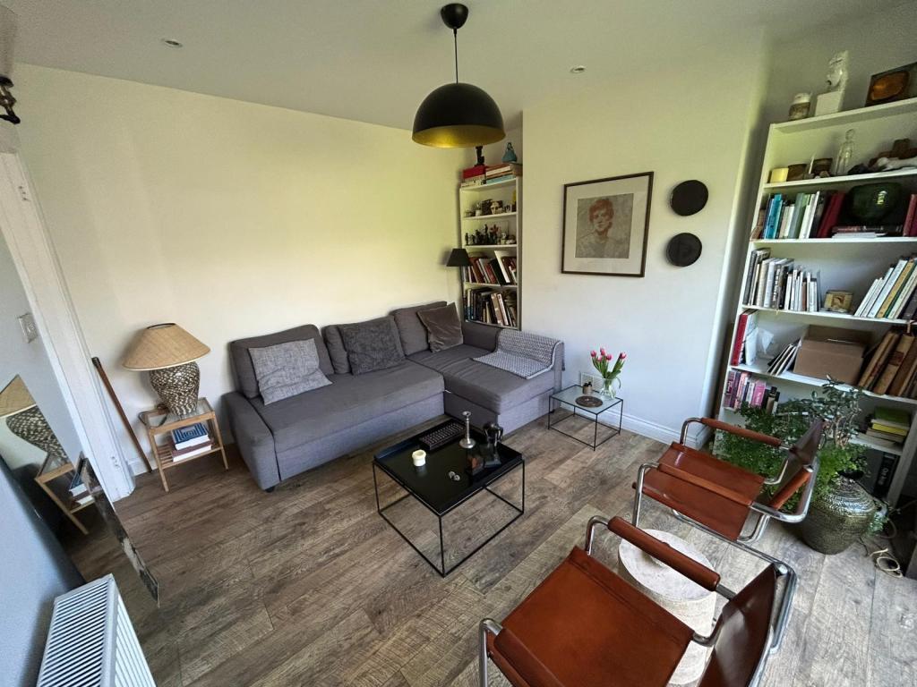 Property Image 7d9a9edc-7ffd-4979-84aa-b6a123e4e89e