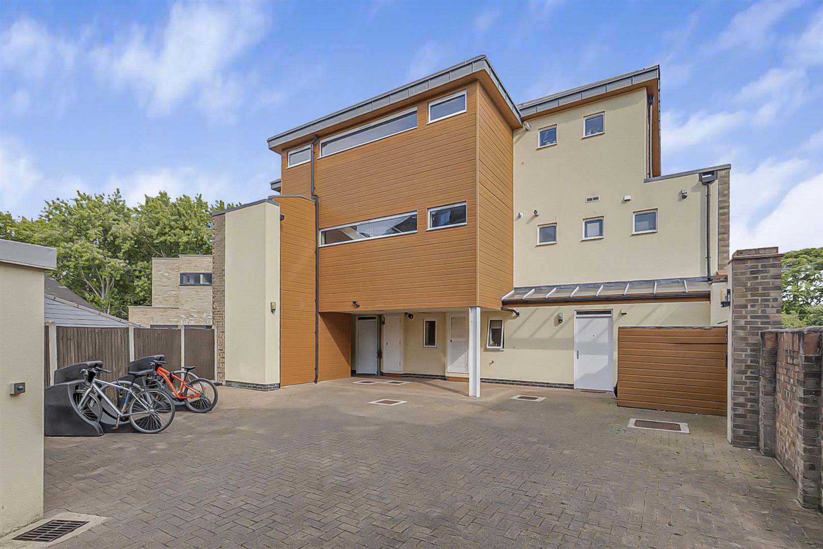 Property Image 7db309e5-43b2-4af3-a15f-416de33652a9