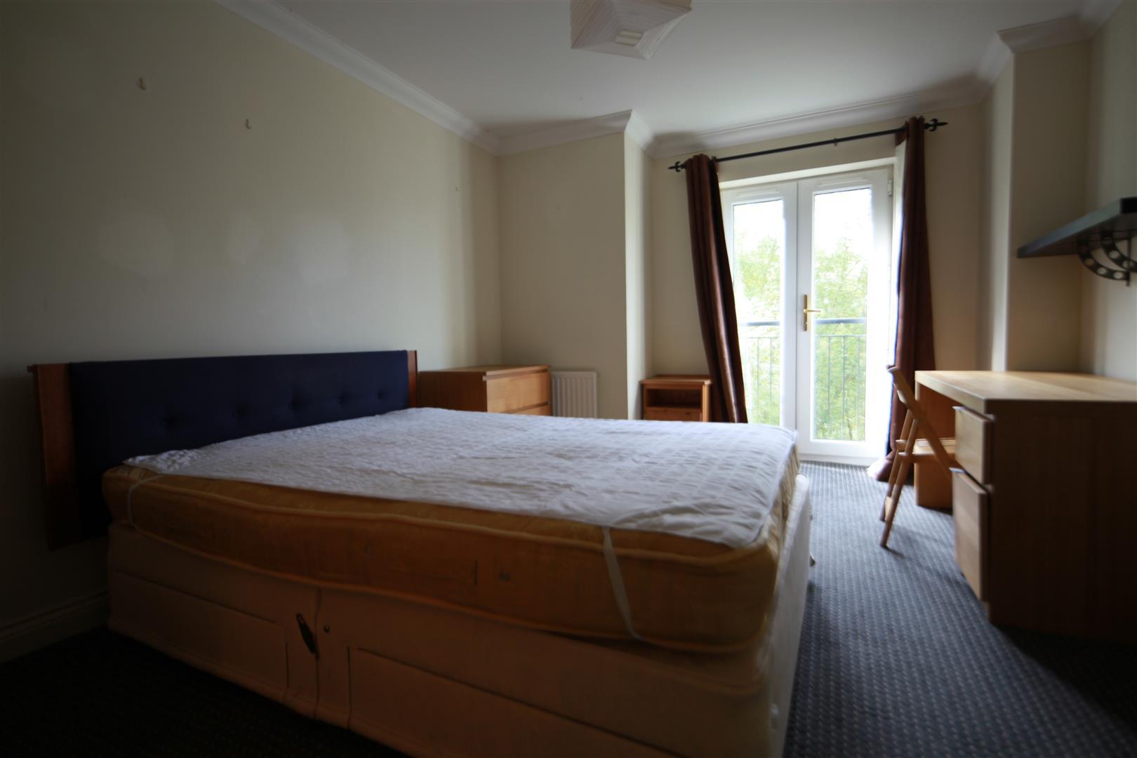 Property Image 7dcf3cf4-364c-4335-8bd8-1b1b1fd89e03