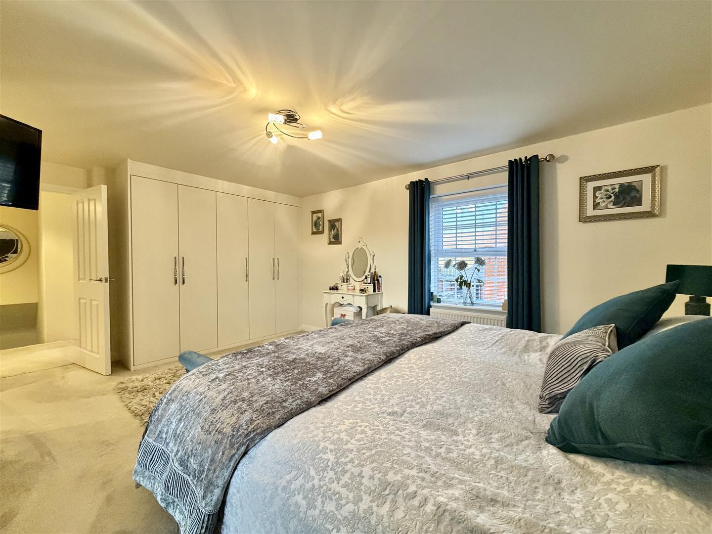 Property Image 7de9a07c-772d-4332-960e-4da9d6421bcf
