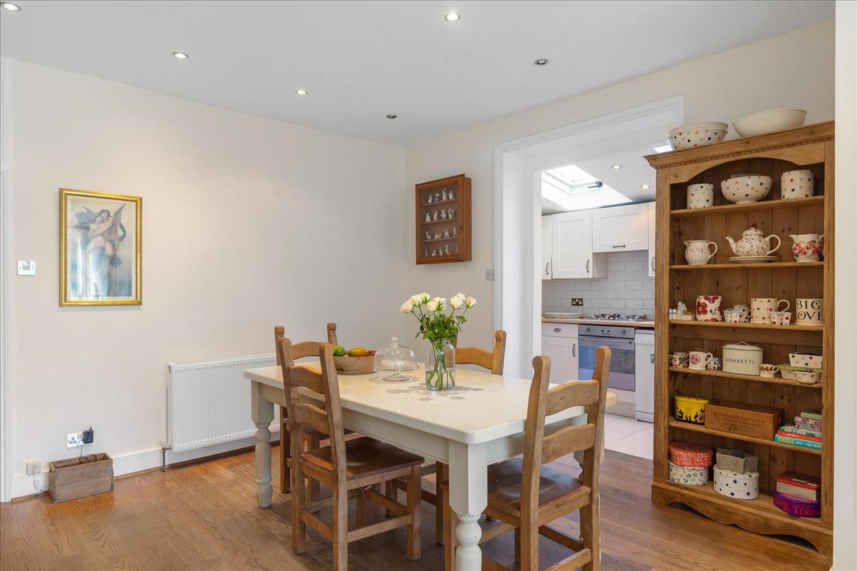 Property Image 7de9ad15-8919-4b8b-8b7b-0ce398a20556