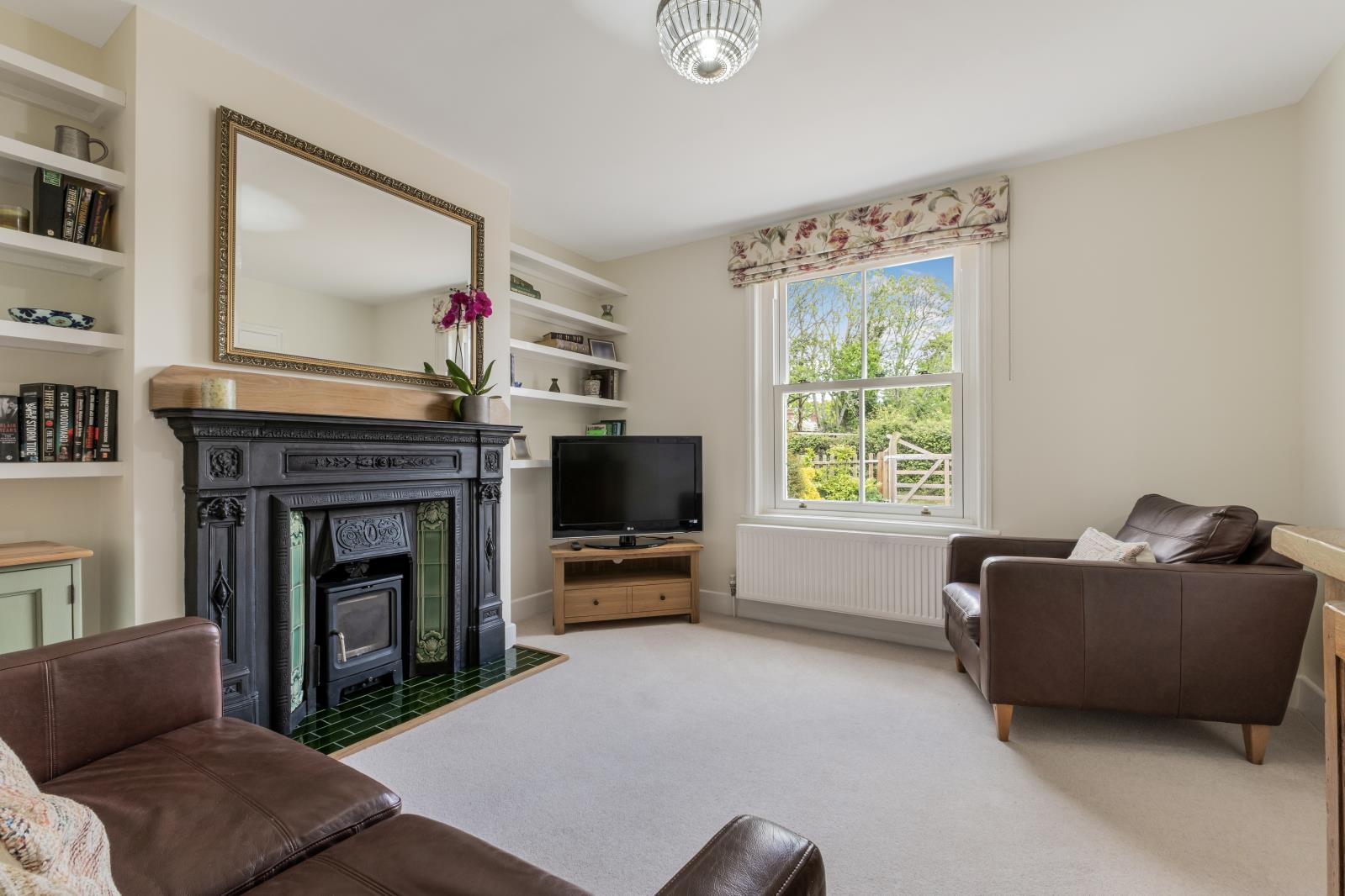 Property Image 7df449fe-e7bc-4c93-a7c3-67e49153b3a9