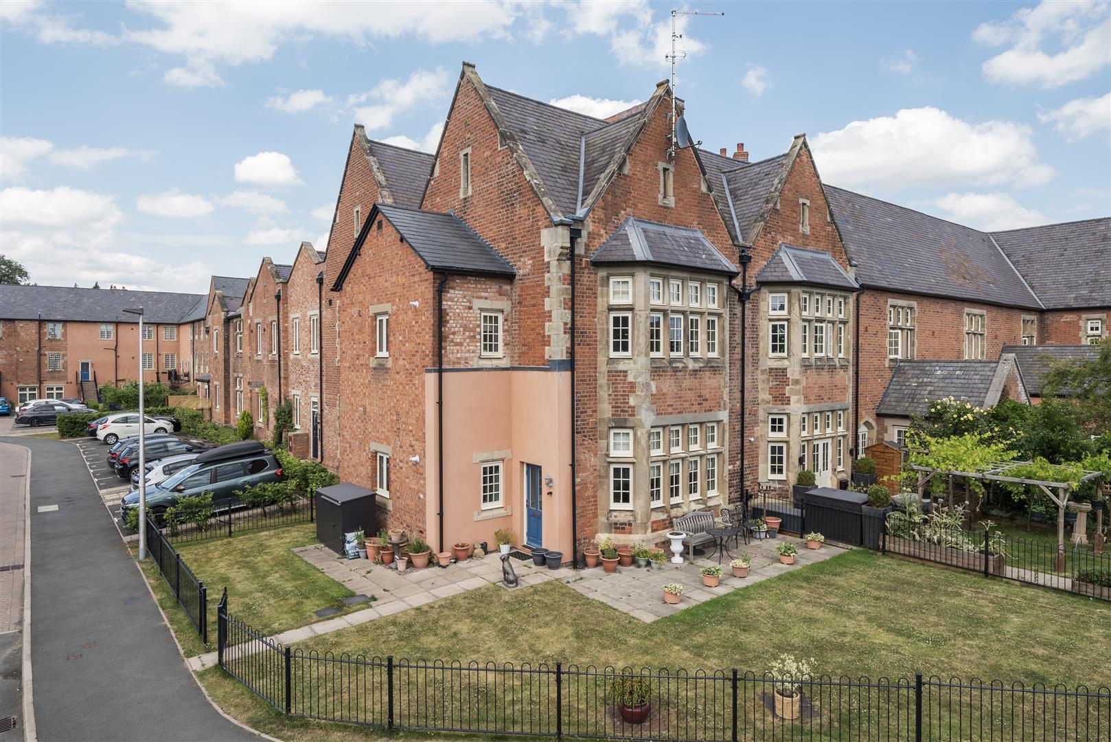 Property Image 7e0aa710-bf43-448a-a60a-dcb7e5874b1a