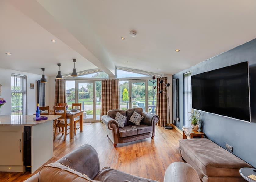 Property Image 7e118ce2-f06e-4b21-9b32-99098c593aab