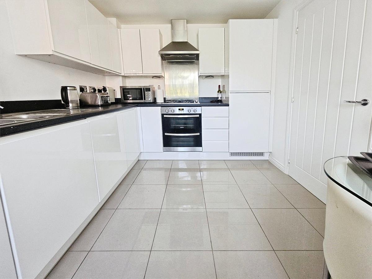 Property Image 7e163f4b-1008-409e-bed4-46c09575c405