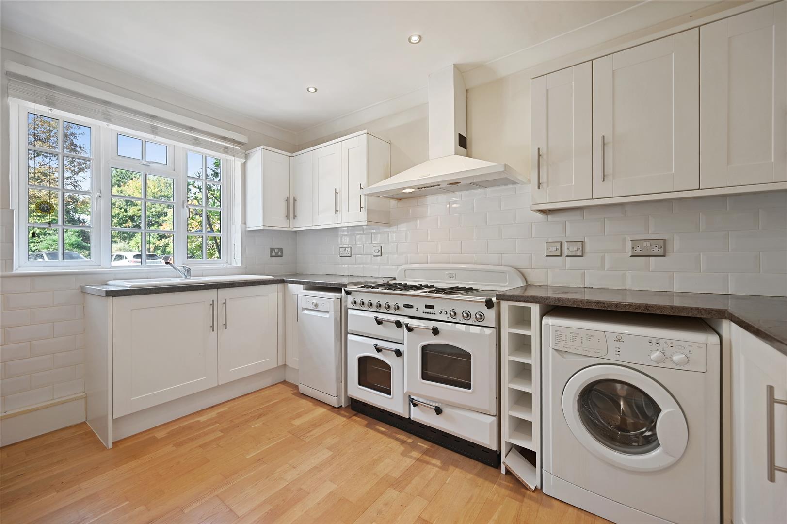 Property Image 7e27c190-ee57-45c9-a8ec-2eeb0949a682