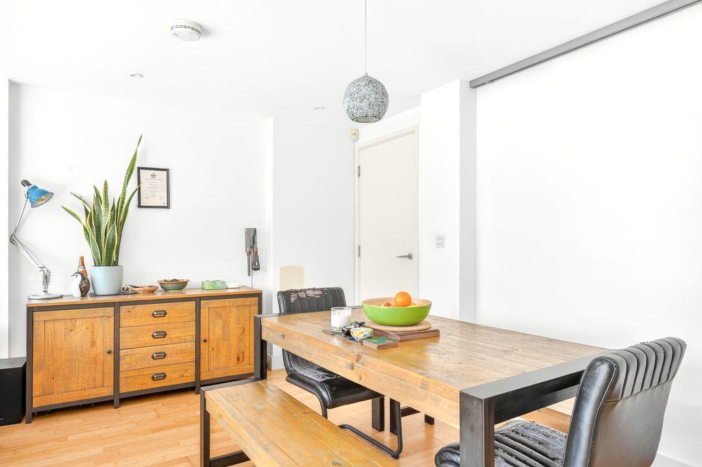 Property Image 7e296c70-4e7d-49de-b30c-f4fc225bef1c