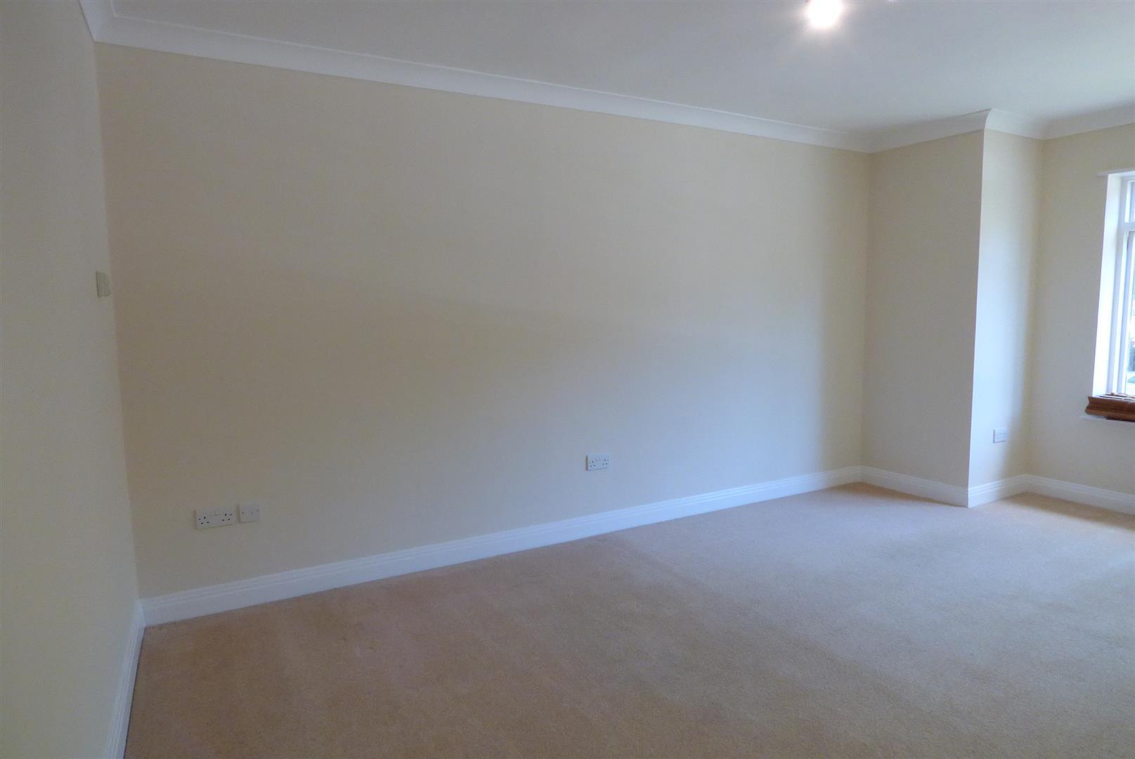 Property Image 7e29c317-1f7c-42d4-8a86-033f1a42fd46