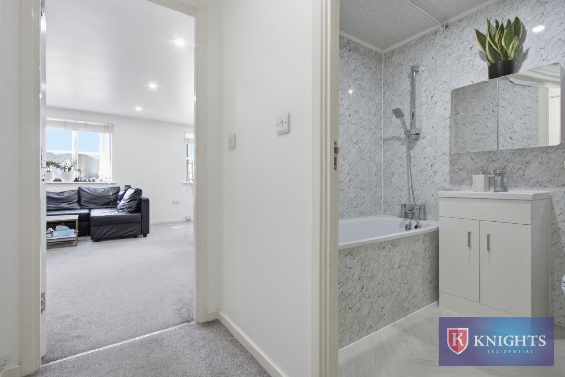 Property Image 7e334ee2-145c-42a0-b324-6021f5f0dab3